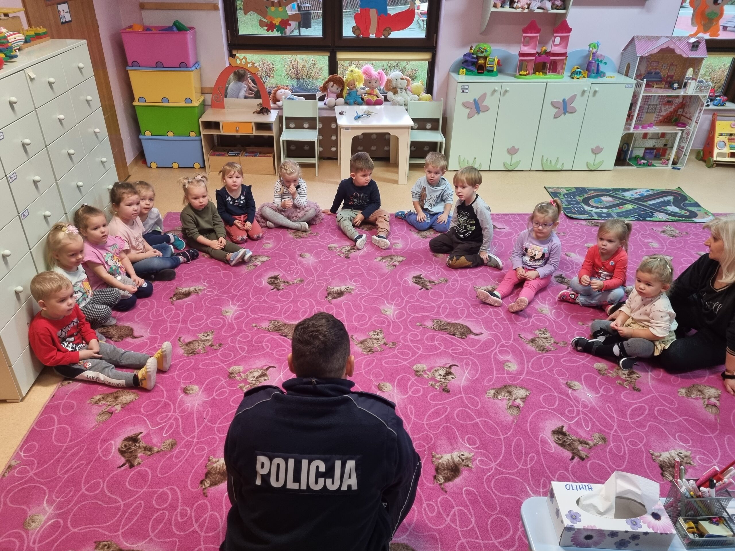 Jagódki policjant w przedszkolu